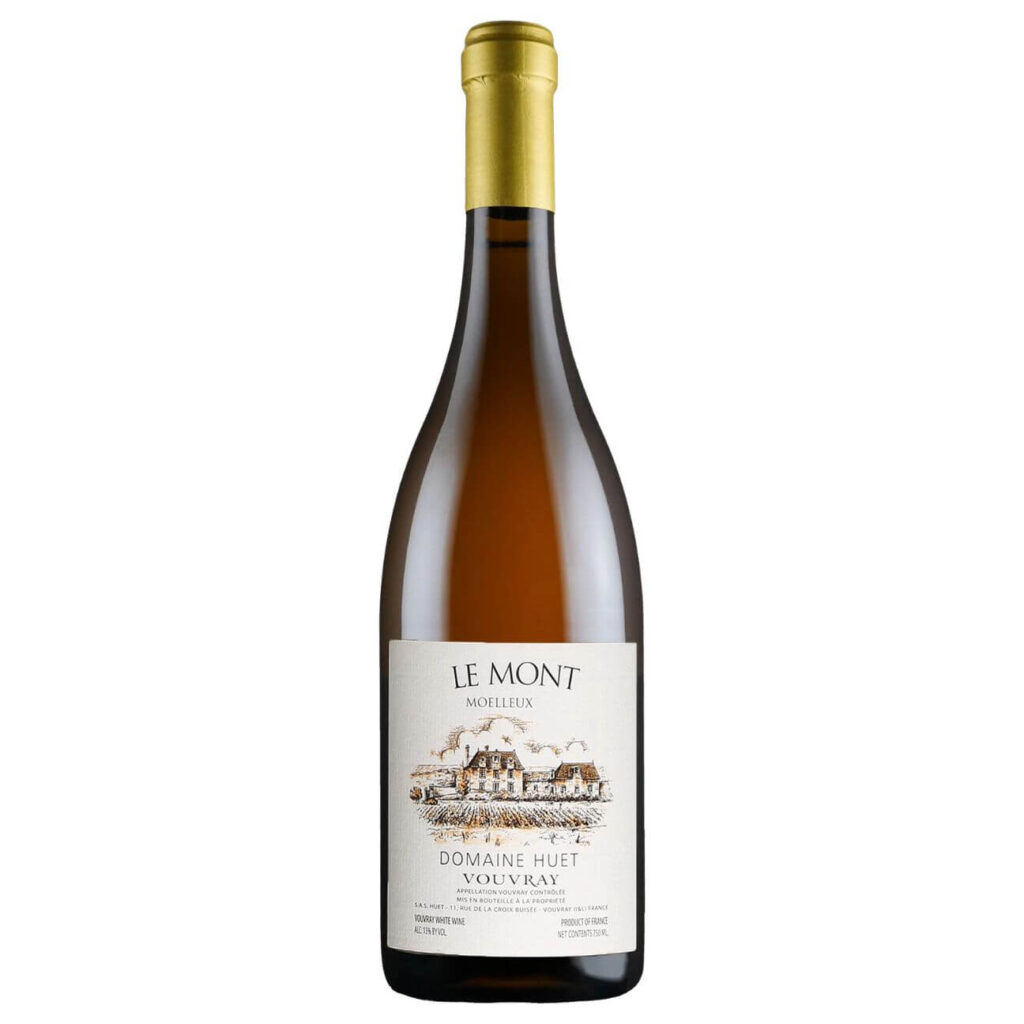 Wine bottle with a gold foil cap; label reads Le Mont Moelleux, Domaine Huet, Vouvray (France).
